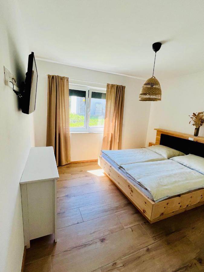 Reizender Bungalow - Mit 120Qm - In Ruhiger Lage Hermagor-Pressegger See Εξωτερικό φωτογραφία